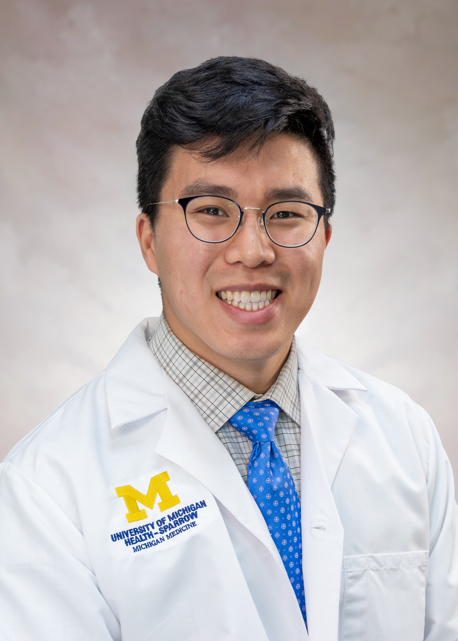  Roy Chen MD